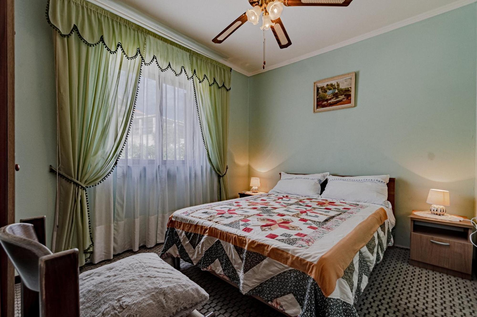 Family Friendly Apartments With A Swimming Pool Zavalatica, Korcula - 183 외부 사진