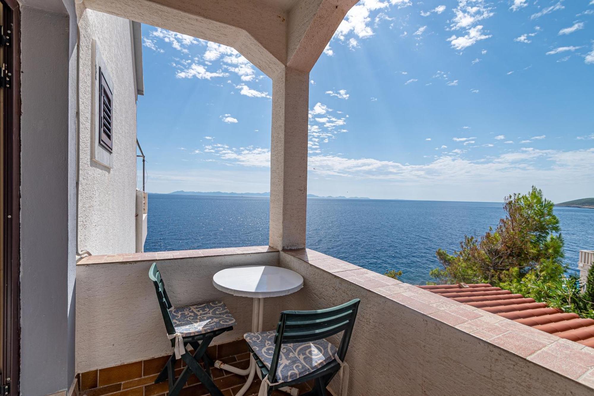 Family Friendly Apartments With A Swimming Pool Zavalatica, Korcula - 183 외부 사진