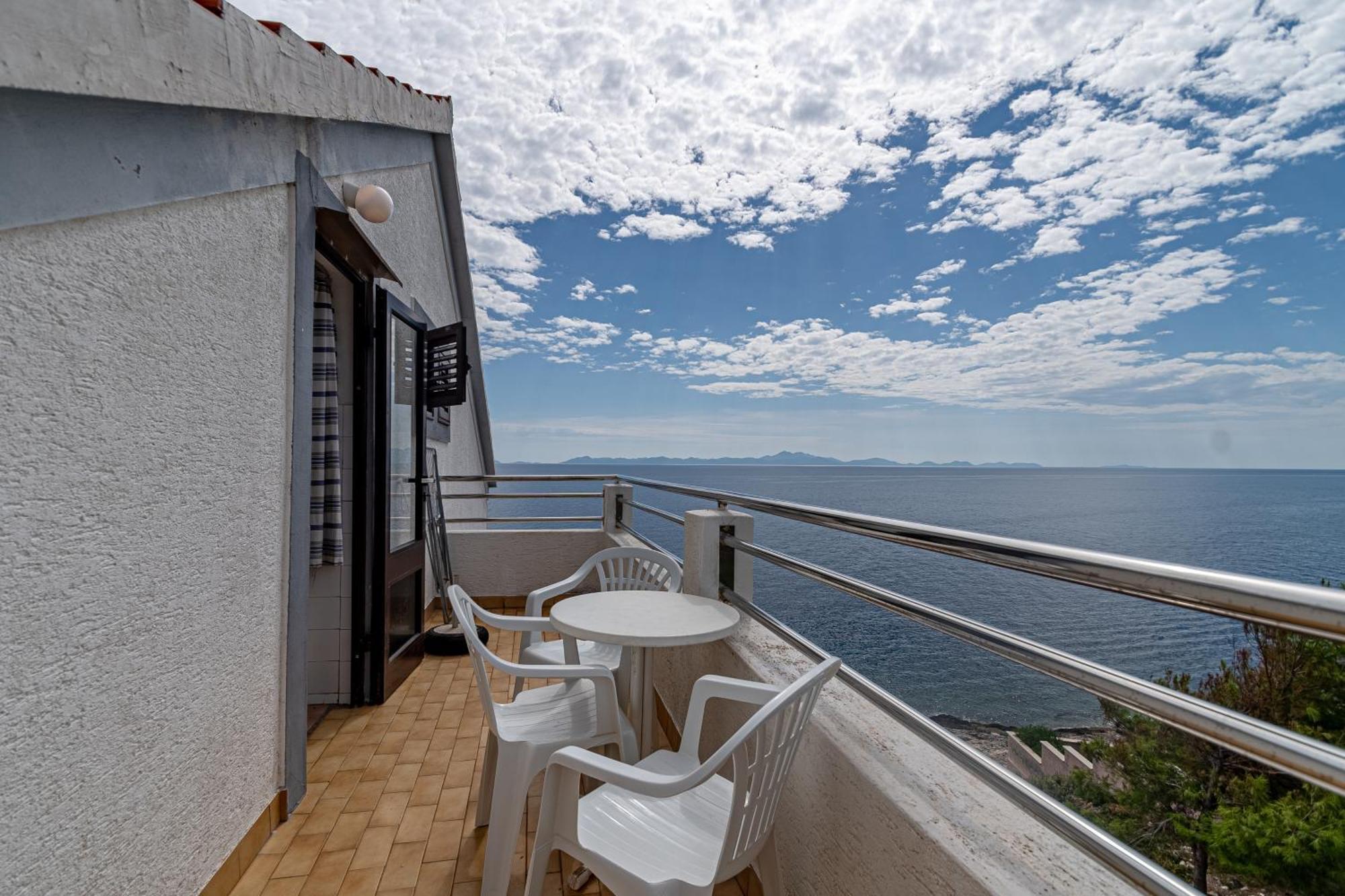 Family Friendly Apartments With A Swimming Pool Zavalatica, Korcula - 183 외부 사진