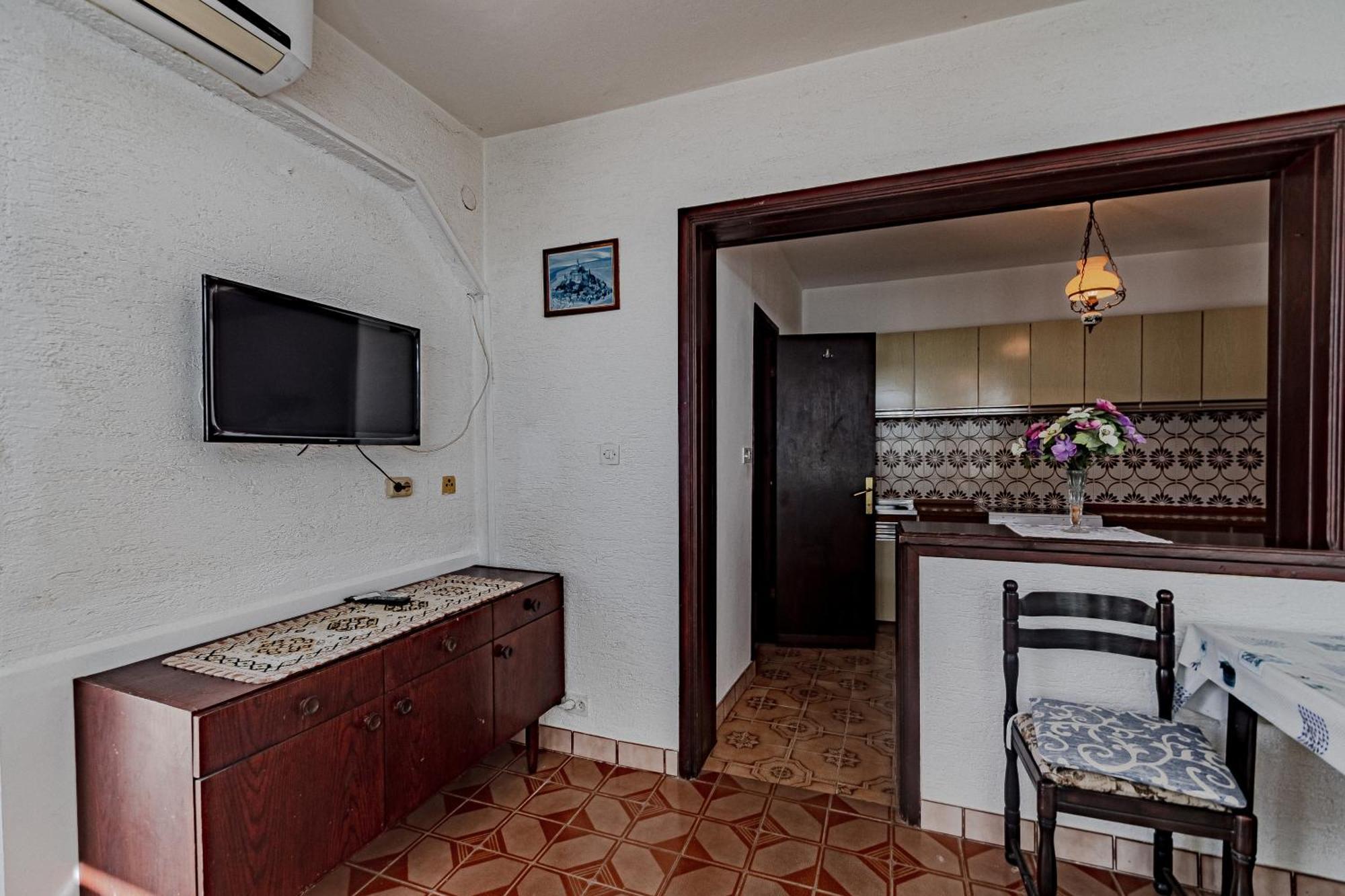 Family Friendly Apartments With A Swimming Pool Zavalatica, Korcula - 183 객실 사진